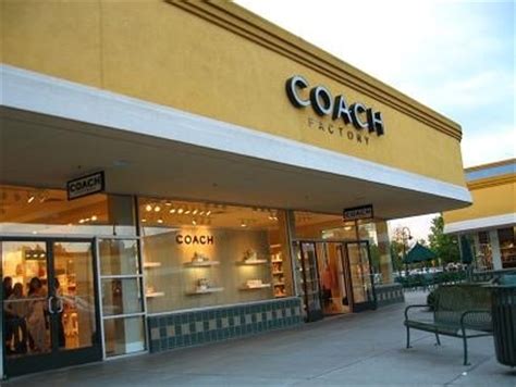 coach gilroy outlet